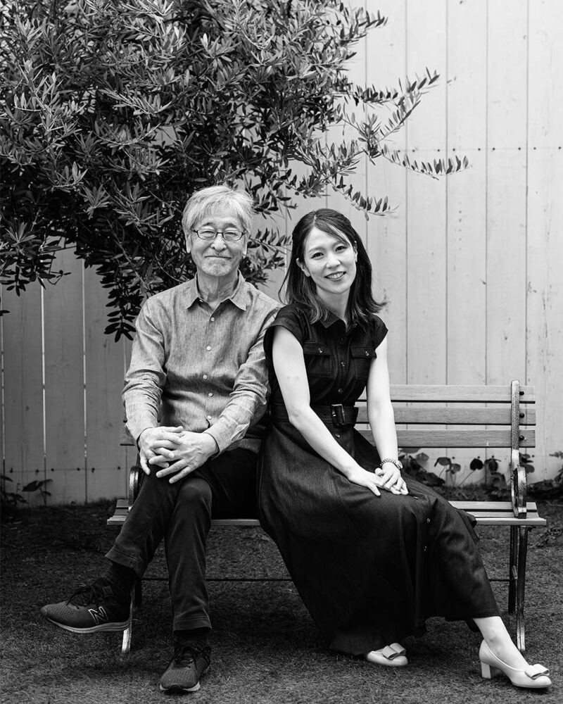 財津和夫さんと娘の慶子さんが2023年9月21日婦人公論で対談時の親子写真