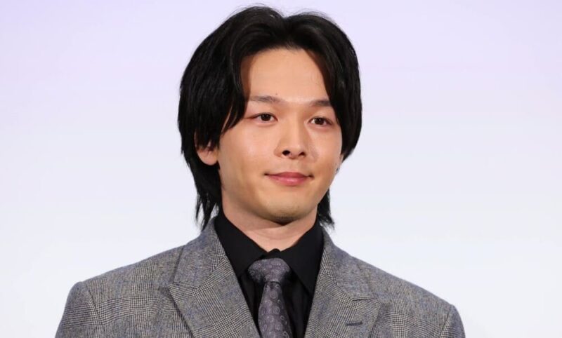 中村倫也