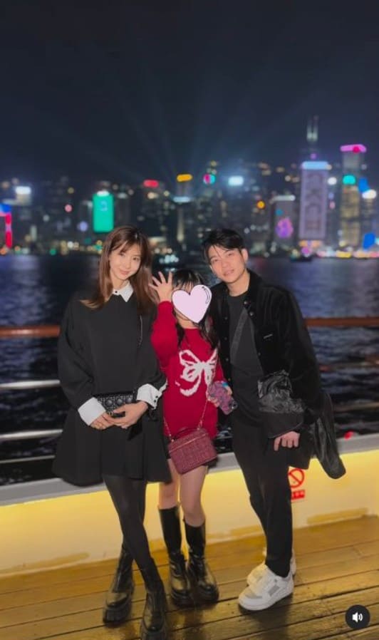 三浦皇成と妻・ほしのあき、娘