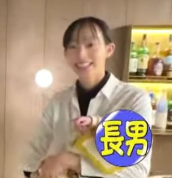 高梨雄平の妻・恋奈